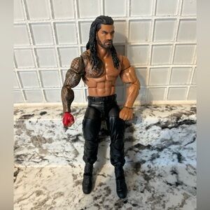 Mattel WWE Elite Collection Roman Reigns 2023 7" Wrestling Action Figure Loose